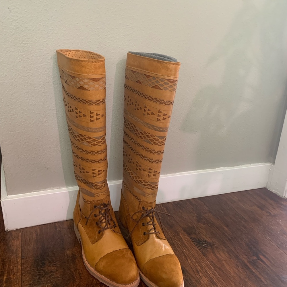 Cobra Society Tan and Brown Patterned Knee-High Boots